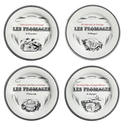 Set of 4 assorted small cheese plates