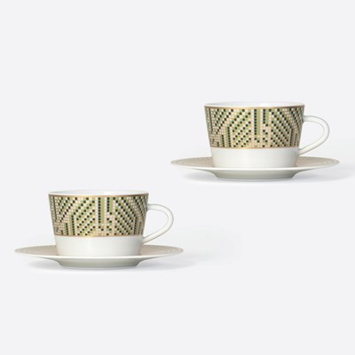 Set of 2 tea cups and saucers