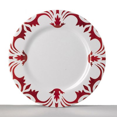 Dinner plate red