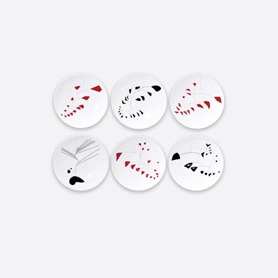 Set of 6 assorted dinner plates