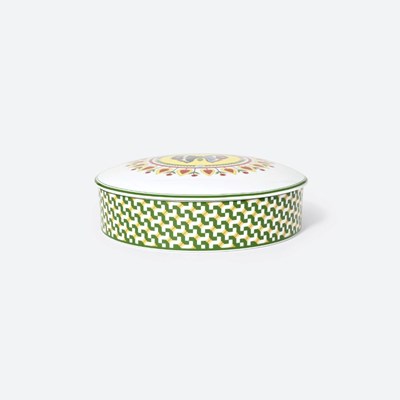 Large round box