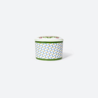 Small round box